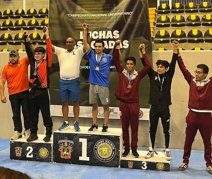 Gana la UAT medalla de plata en luchas asociadas en el nacional de la ANUIES