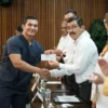 Reconoce la UAT la excelencia académica de hijos de docentes