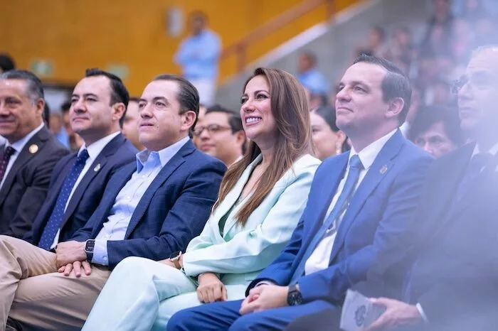 Firma Gobernadora convenio para impulsar la cultura cívica y democrática entre la juventud