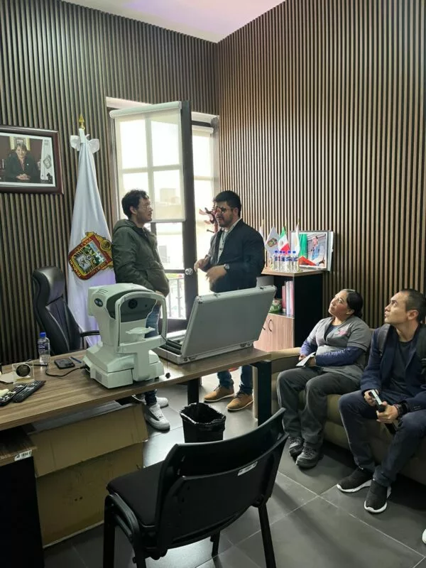 Impulsa diputado Israel Espíndola jornada oftalmológica en el Congreso del Estado