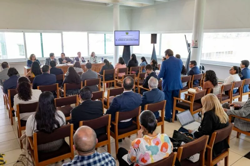 ¿En qué consiste la reforma a los artículos del Estatuto Universitario de la UAEMéx sobre la elección de la persona titular a la Rectoría?