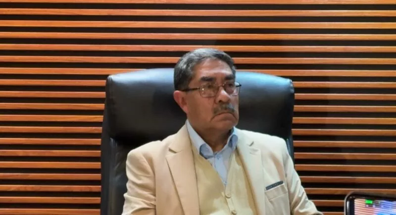 Alberto Saladino García mantiene postura firme en busca de la rectoría de la UAEMèx