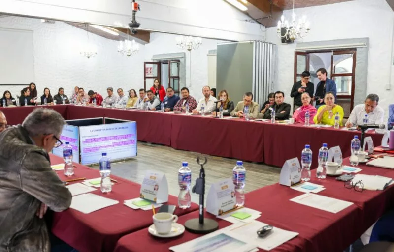IEEM fortalece liderazgo y comunicación efectiva entre titulares de área