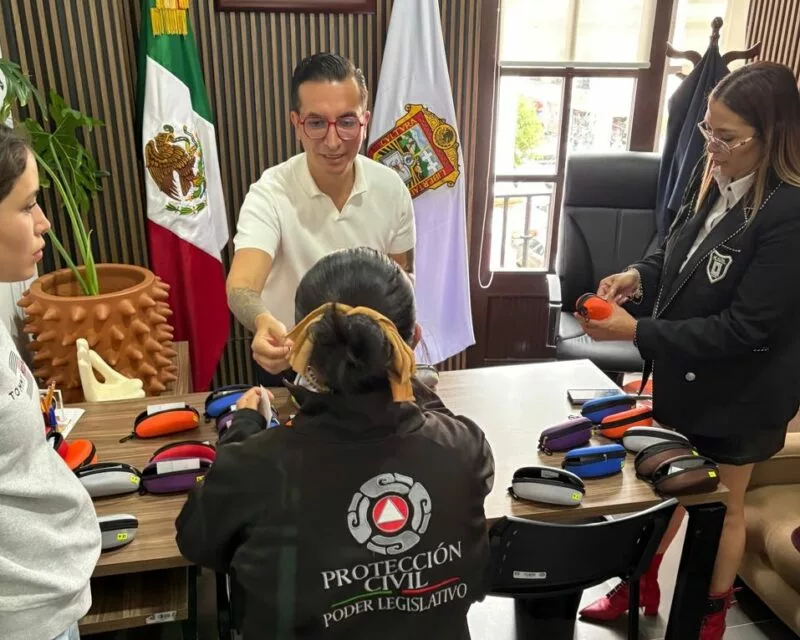 Gestiona gratuidad diputado Israel Espíndola López en materia de salud visual para trabajadores del Congreso y comunicadores