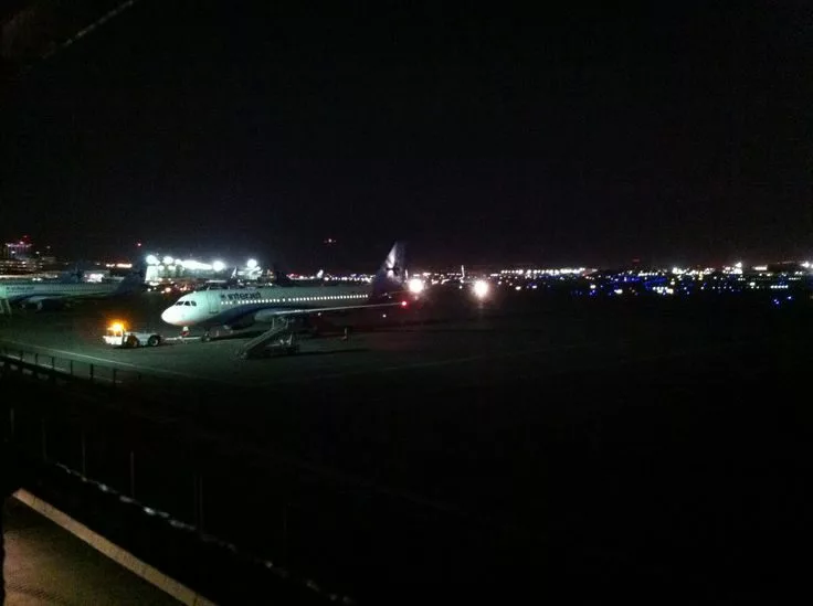 Cierran operaciones en el Aeropuerto Internacional de la Ciudad de México por fuertes lluvias y baja visibilidad