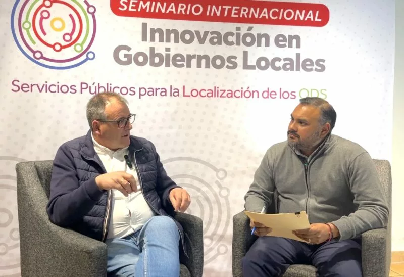 Xinzo de Limia, el municipio que lucha por mantenerse vivo: un alcalde que gobierna caminando junto a su gente