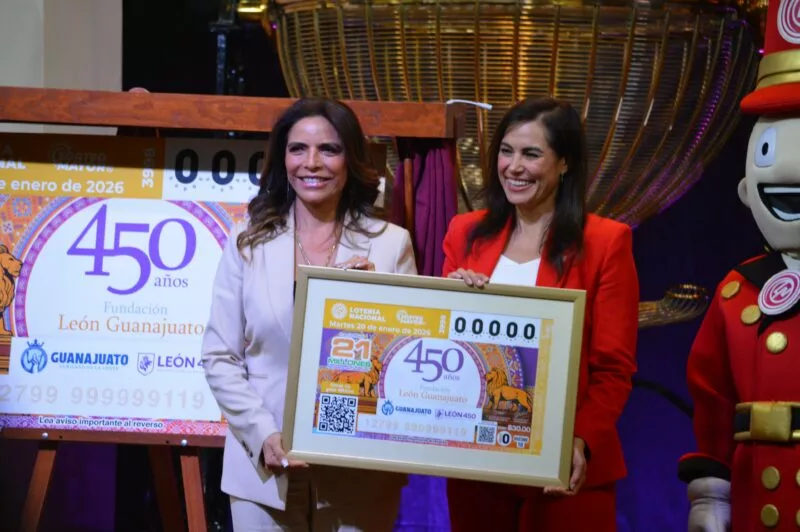 Develan billete de lotería para conmemorar 450 años de la Fundación de León, Guanajuato