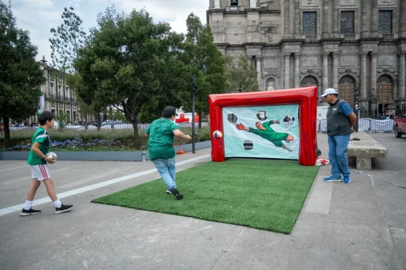 Se viste de verde la Plaza de los Mártires con la pasión futbolera de la afición toluqueña