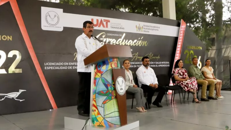 Entrega la UAT en la UAM-Mante nuevos profesionales de la salud y la educación