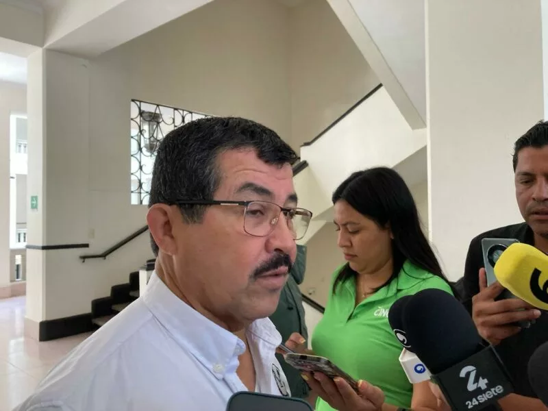 Estoy enfocado cien por ciento al crecimiento y avances de la UAT: Dámaso Anaya
