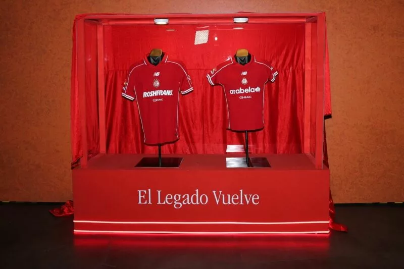 Diablos honran su legado