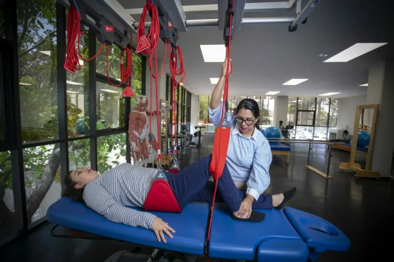 Destaca Yasmín Castillo, especialista de la UAEMéx, labor de fisioterapeutas en la recuperación de la salud y la calidad de vida