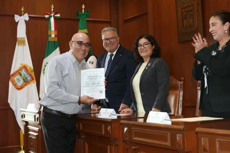Fortalece UAEMéx la profesionalización de operadoras y operadores del Potrobús