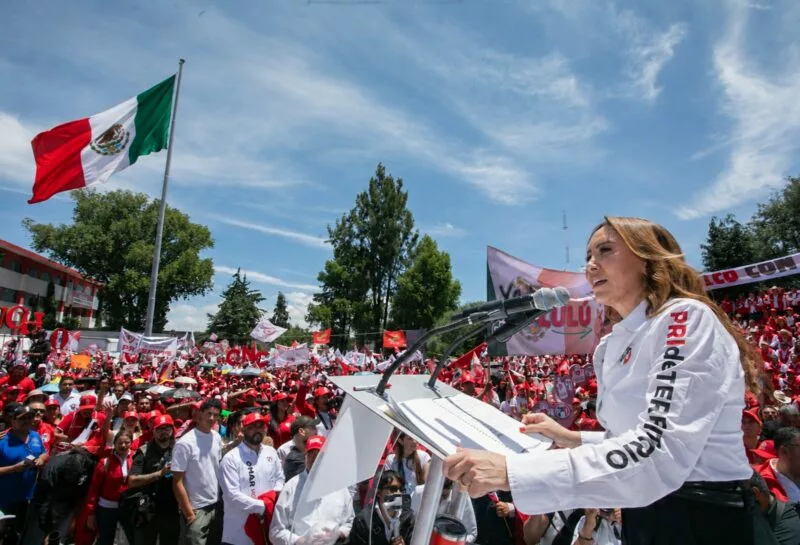 Defensores del Estado de México, muestran la fuerza del PRI en acto multitudinario